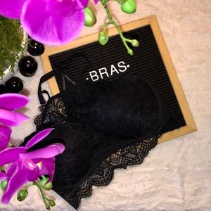 Victoria’s Secret Lace Racerback Bralette D-DD